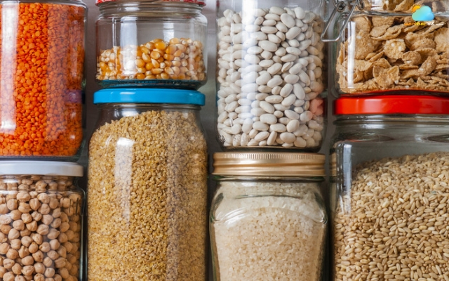 Prepare grains before a hurricane hits