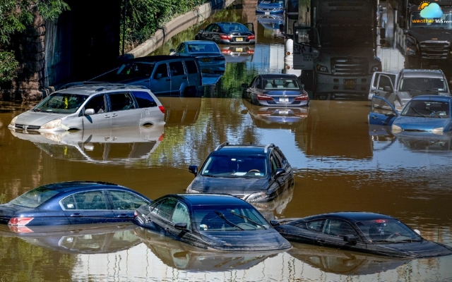 New York City is flooded by hurricane Ida