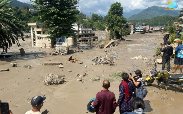 Hundreds of people remain missing